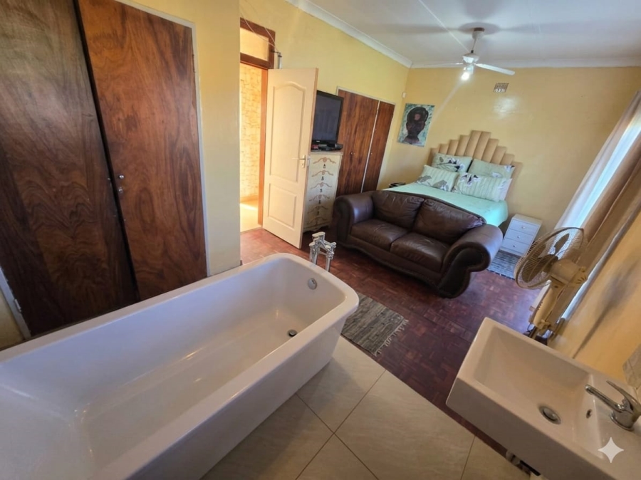 3 Bedroom Property for Sale in Verwoerdpark Northern Cape